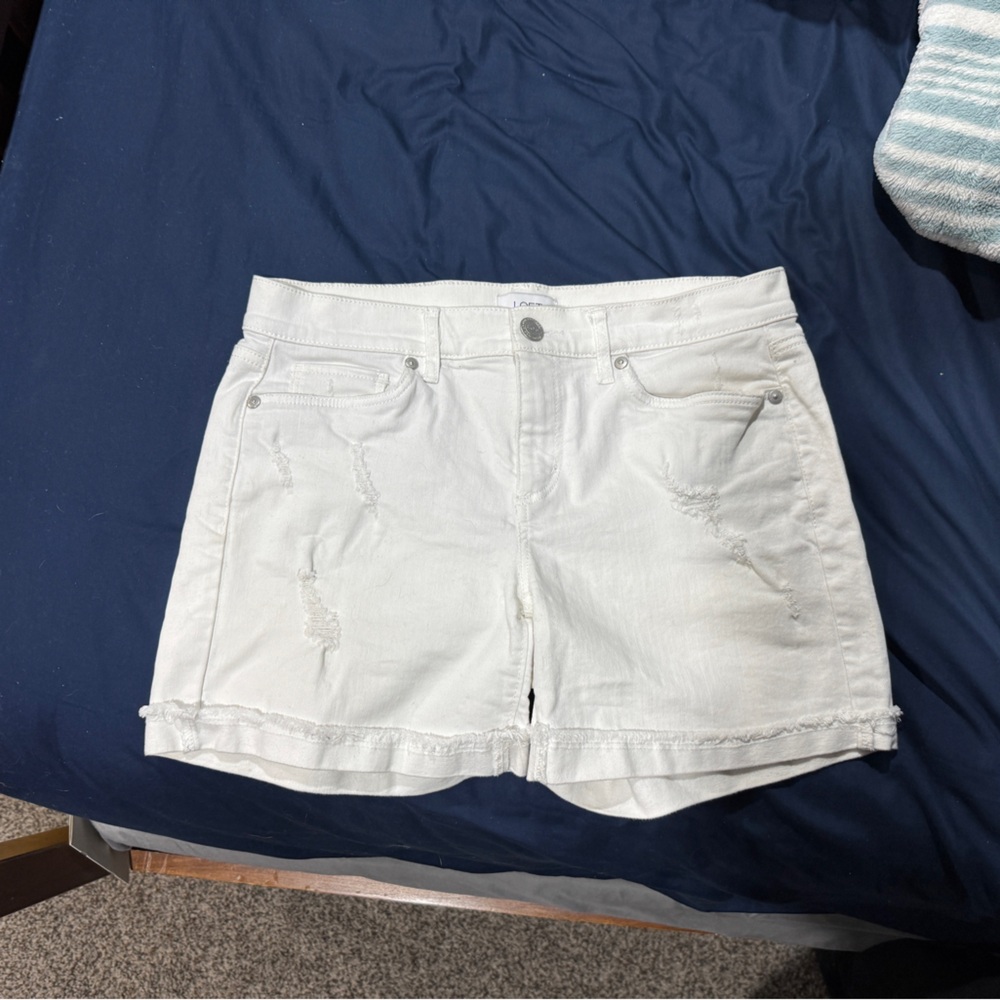 LOFT White Jean Shorts Classic Design 4” short Size 0